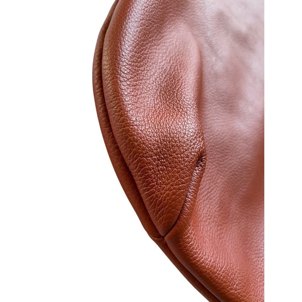 A.P.C. Leather Le Neige Tote Bag in Rhum - Picture 5 of 12